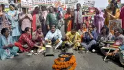 Uttarakhand Mahila Congress Protests LPG Price Hike, Demands Minister's Resignation