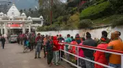Vaishno Devi Pilgrimage Temporarily Suspended After Record 39,000 Devotees in One Day