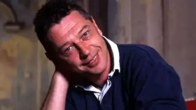 Andy Kershaw, BBC Radio 1 DJ and World Music Pioneer, Dies at 66 After Cancer Battle