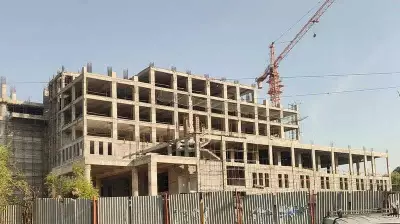 Bengal Workers' Exodus Slows Construction in Trichy Ahead of Elections