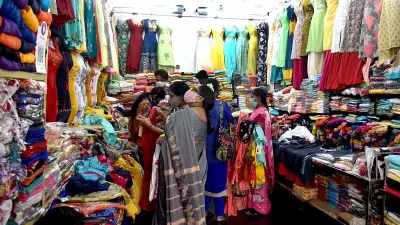 Bengaluru South Corp Cracks Down on Encroaching Vendors in Jayanagar