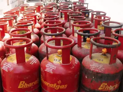 Centre Urges States to Combat LPG Rumors, Warns of Panic Buying Risks