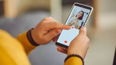 Dating App Success: Science Says Storytelling Beats Listing Facts