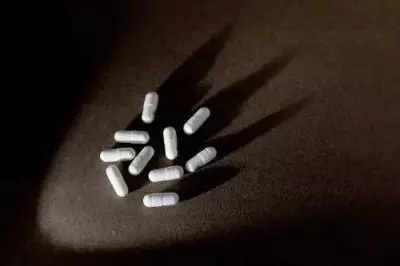 Delhi Police Bust Illegal Drug Networks, Arrest 5 in Two Operations