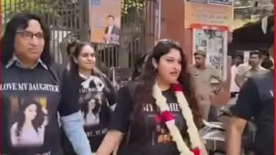 Father Celebrates Daughter's Divorce with Drum Beats in Meerut, Prioritizes Her Happiness