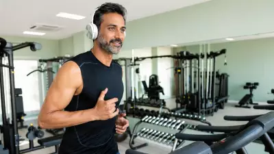 Fitness After 40: Cardio vs Strength Training to Prevent Muscle Loss