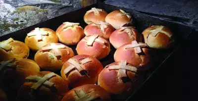 Goa Bakers Overcome LPG Shortage to Meet Hot Cross Bun Production Target