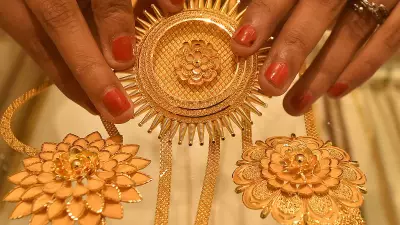Gold Demand Shifts in India: Strategic Purchases Replace Traditional Buying