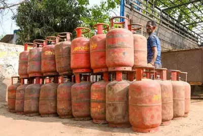 Hazaribag Administration Cracks Down on LPG Black Marketing, Sets Delivery Deadlines