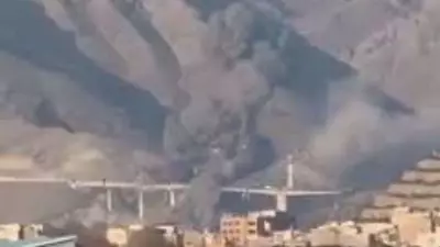 Iran Issues Hit List of 8 Gulf Bridges After US Destroys Its Major B1 Bridge