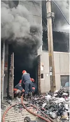 Major Fire Engulfs Delhi Shoe Factory Operating Without Safety Clearance