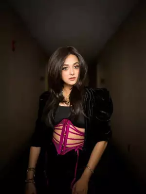 Monali Thakur Breaks Norms, Drops Three-Song EP 'Butterflies' in One Day