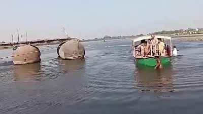 Six Dead, Several Missing After Tourist Boat Capsizes in Mathura's Yamuna River