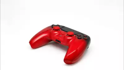Sony Hyperpop Controller Review: Bold Look, Better Battery, Slippery Grip