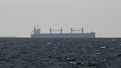 Strait of Hormuz Shipping Crisis Persists Despite Iran Ceasefire Deal