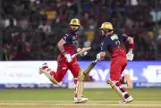 Aakash Chopra Flags Jacob Bethell's Form, RCB's Shepherd Role Issue