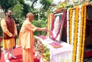 Adityanath Pays Tribute to Former UP CM Hemwati Bahuguna on Birth Anniversary