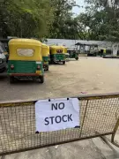 Bengaluru Auto LPG Crisis: Drivers Queue for Hours as Fuel Shortage and Price Surge Hit Hard
