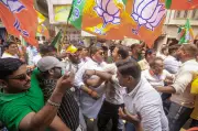 BJP and TMC Supporters Clash in Howrah Ahead of Phase 2 Polling