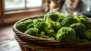 Boiling Broccoli Destroys Nutrients: Study Reveals Best Cooking Methods