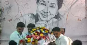 Bollywood Stars Pay Final Respects at Asha Bhosle's Funeral in Mumbai