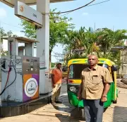 Centre's Order Empowers Districts to Fast-Track City Gas Approvals Amid LPG Crisis