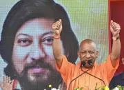 CM Yogi Adityanath Holds Roadshow in Bengal, Targets TMC, Congress, Communists