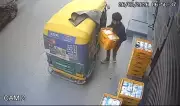 Delhi Police Bust 'Doodh Chor' Racket: Auto-Rickshaw Used to Steal Milk and Curd