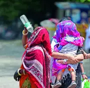 Delhi Records Hottest Day of Year at 43°C, Heatwave Alert Issued