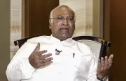 EC Issues Notice to Congress Chief Mallikarjun Kharge Over 'Terrorist' Remarks Against PM Modi