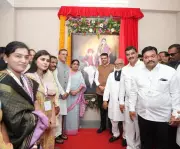 Fadnavis Calls for Mindset Shift to Welcome Women's Reservation Bill