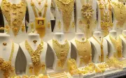 Gold Prices in Dubai Dip Again, Offering Brief Relief for Buyers