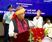 Governor Urges Mandatory University Convocations for Student Direction