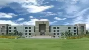 Gujarat HC Objects to IIT Student's Attire in Courtroom