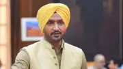 Harbhajan Singh joins BJP, leaves AAP after Rajya Sabha stint