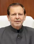 Haryana Minister Arvind Sharma Joins Farmers in Wheat Harvesting in Sonipat