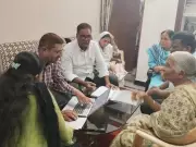 Hyderabad Duo Helps Citizens Navigate Electoral Roll Revision Ahead of SIR