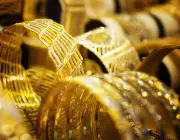 Hyderabad Tiles Store Manager Accused of Orchestrating Gold Theft from Employer's Daughter