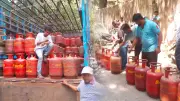 India Doubles 5-Kg LPG Cylinder Supply for Migrant Workers to Ease Fuel Access