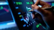 Indian Stock Markets Decline in Early Trade Amid IT Sector Weakness