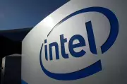 Intel shares surge 26.7% after Q1 earnings beat; US government stake gains 300%
