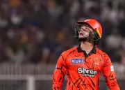 IPL 2026: Sunrisers Hyderabad's Abhishek Sharma Fined 25% Match Fee for Umpire Dissent