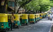 Karnataka LPG Crisis Forces Auto Drivers to Temporarily Return to Hometowns
