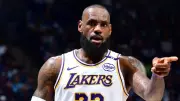 LeBron James Defies Age, Earns 70th Player of the Week Award for Lakers