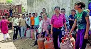 LPG Shortage Sparks Chaos in Jamshedpur: Fights and Panic Bookings Surge