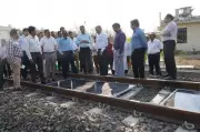 MahaMetro Installs Solar Panels Between Rail Tracks in Nagpur