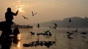 Maharashtra's Jal Yatra Concludes on Banks of Narmada River