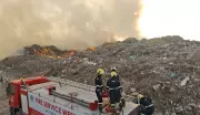 Massive Fire at Gurugram's Bandhwari Landfill Sparks Pollution Crisis, Traffic Disrupted