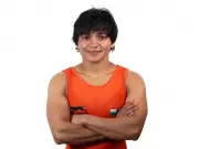 Meenakshi Goyat Reaches 53kg Final, Hansika Lamba & Neha Win Bronze at Asian Wrestling