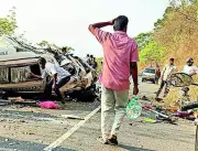 Nine Kerala Tourists Killed in Tragic Van Accident on Valparai Ghat Road